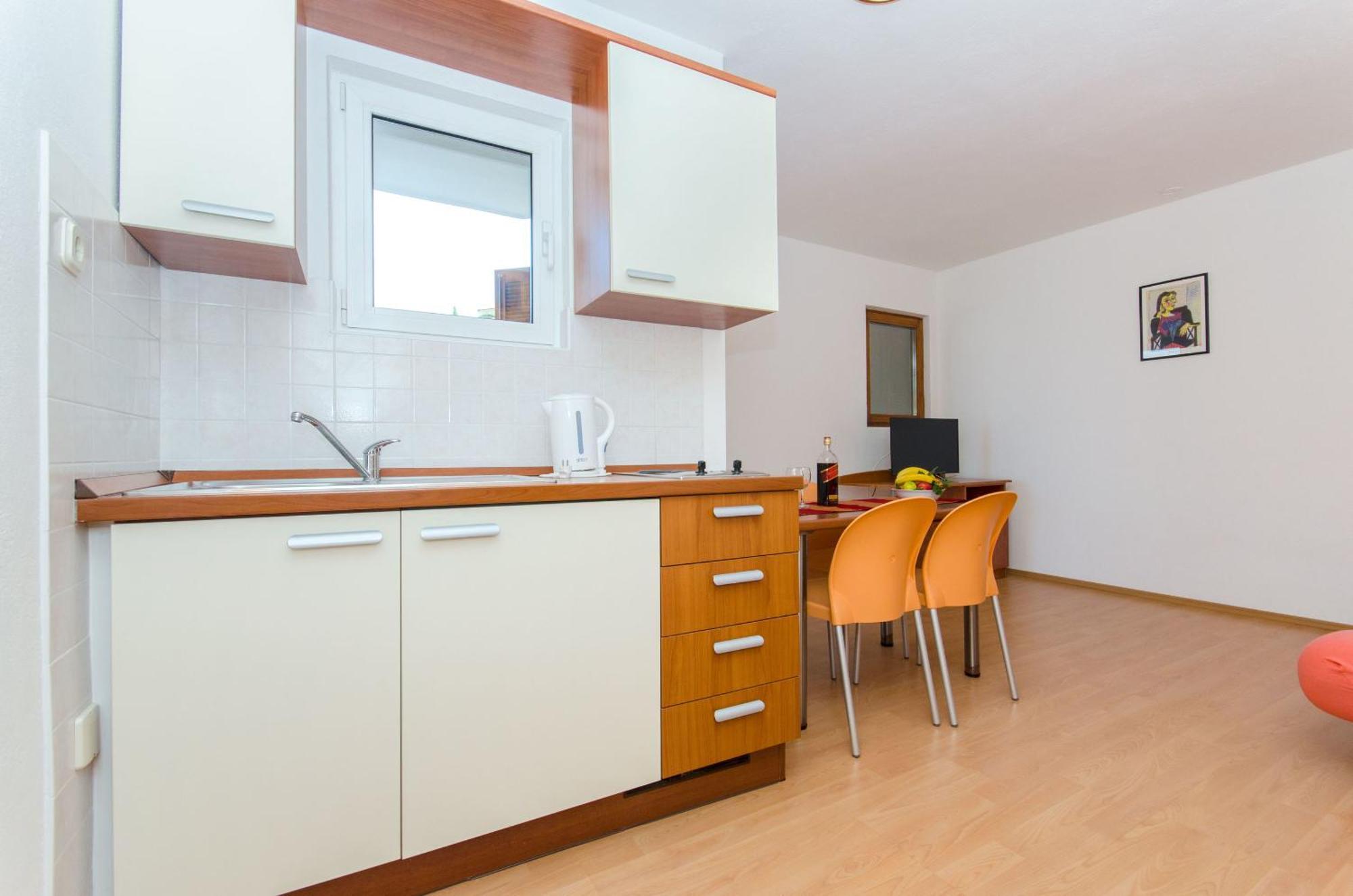 Apartments Villa Skala Подгора Екстериор снимка